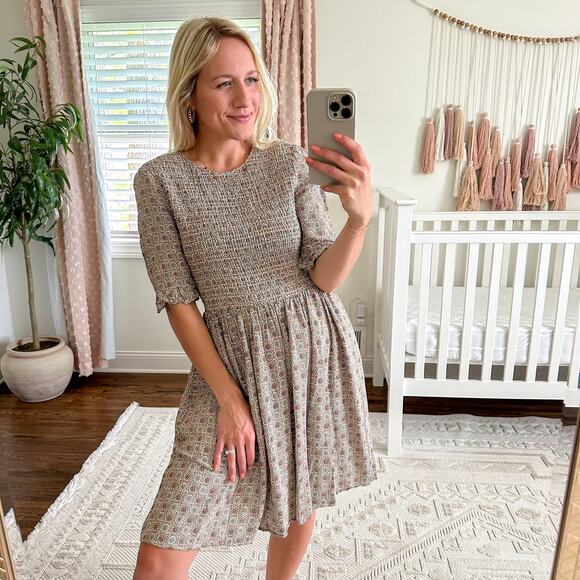 Gal Meets Glam Piper Smocked Floral Print 1/2 Sleeve Mini Dress Brown 8 - Picture 1 of 9